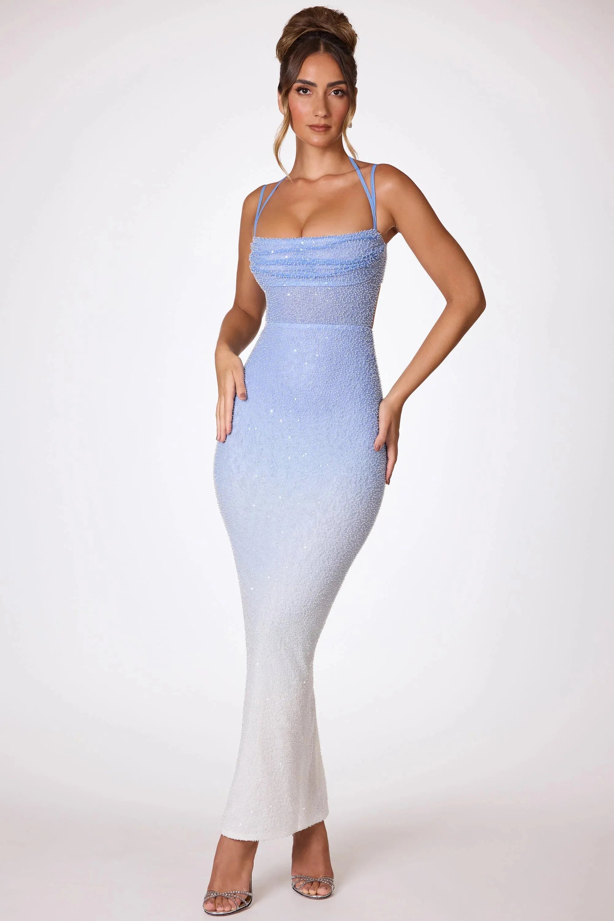 Embellished Maxi Dress in Blue and White Ombr¨